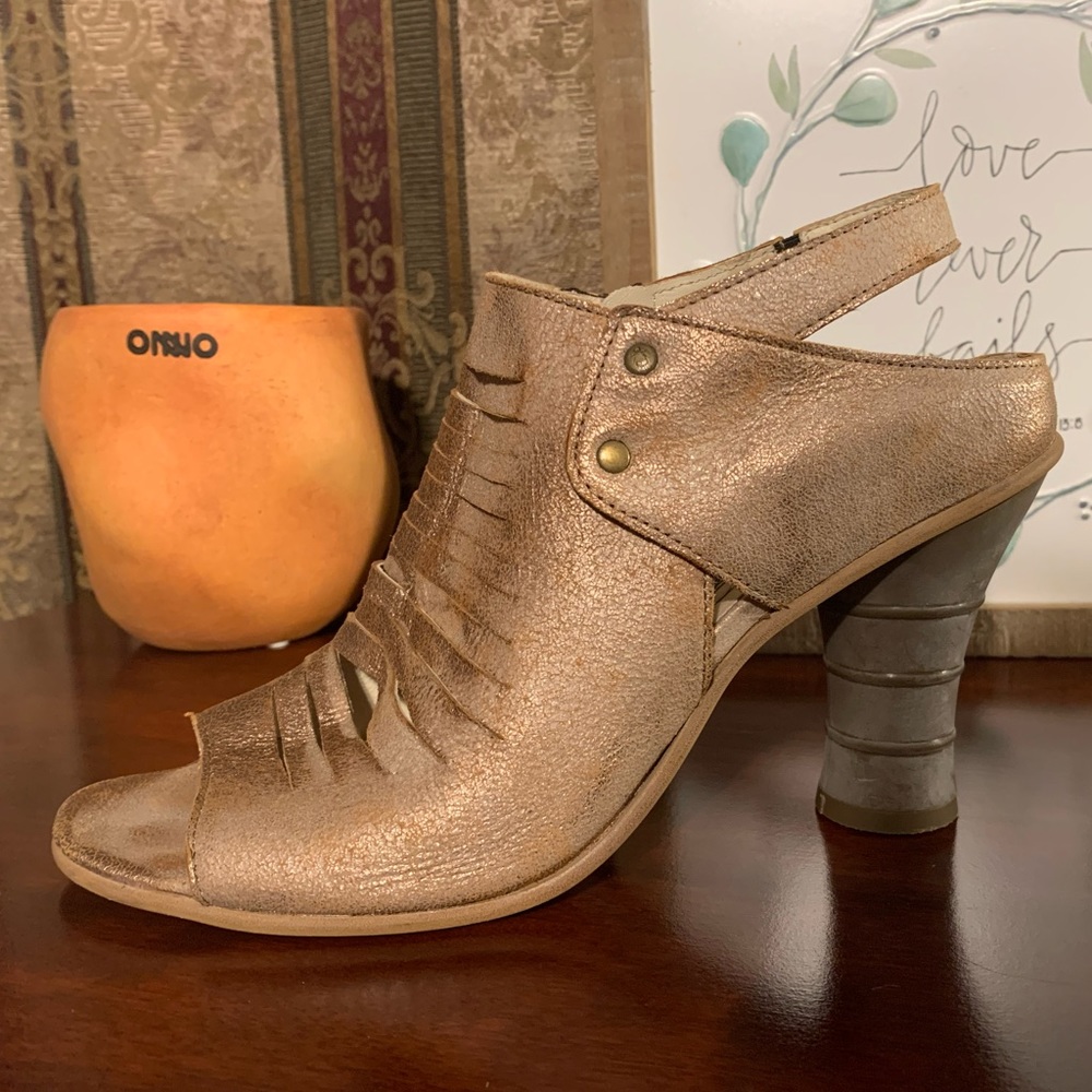 Fly London Women’s Heels Size 40/Fit Like 8 1/2-9